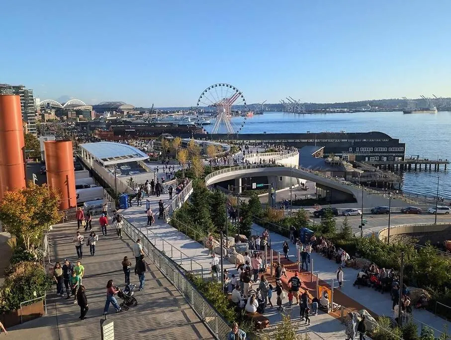 Apartment Vibrant 2Bed Condo - Stroll To Sea Space Needle Seattle